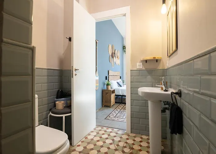 Alojamento de Acomodação e Pequeno-almoço Bird House 3*