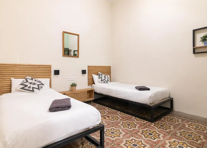 Alojamento de Acomodação e Pequeno-almoço Bird House 3*