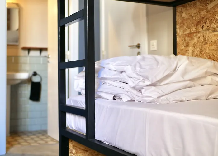 Bird House Alojamento de Acomodação e Pequeno-almoço