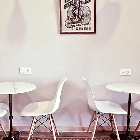 Bird House Валенсия