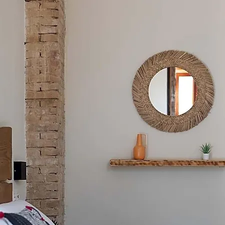 Bed & Breakfast Bird House