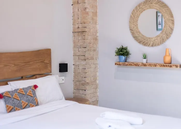 Oda ve Kahvaltı Bird House 3*