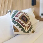 Bird House Bed & Breakfast 3*