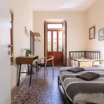 Bird House Bed & Breakfast Valencie