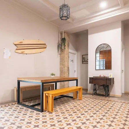 Bird House Bed and breakfast Valencia