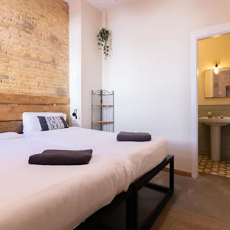 Bed and breakfast Bird House